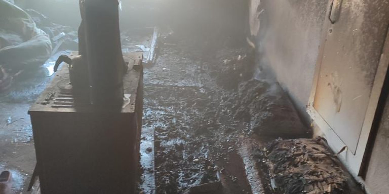 Sobaya Benzin Döken Anne Çıkan Yangında Öldü, 2 Çocuğu Dumandan Zehirlendi