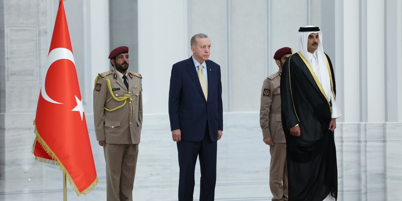 Cumhurbaşkanı Erdoğan, Katar Emiri Şeyh Temim İle Bir Araya Geldi