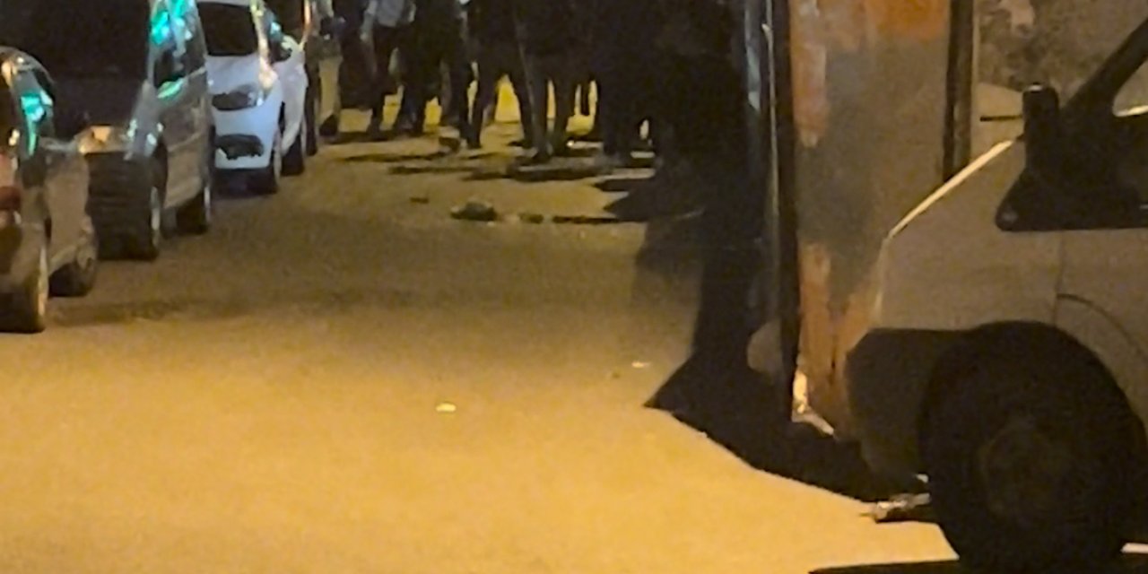 Sultangazi'de Düğünde İki Grup Arasında Kavga Çıktı