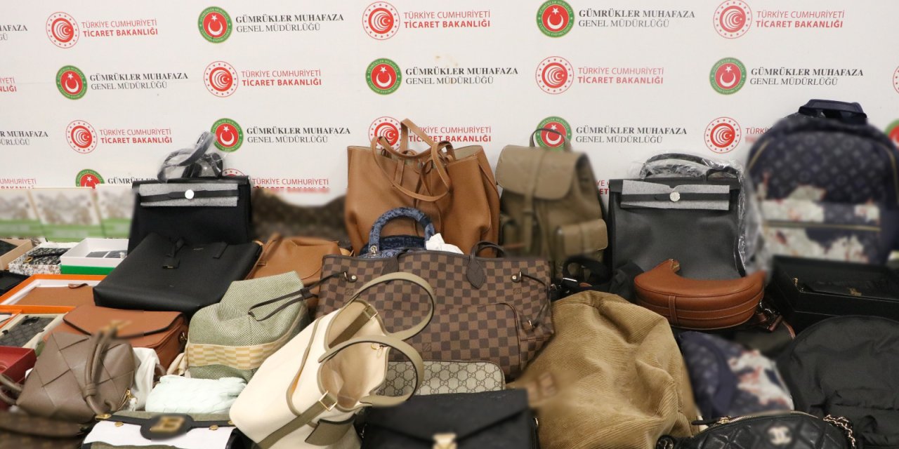İstanbul Havalimanı'nda 3 Milyon 590 Bin Lira Değerinde Kaçak Eşya Yakalandı