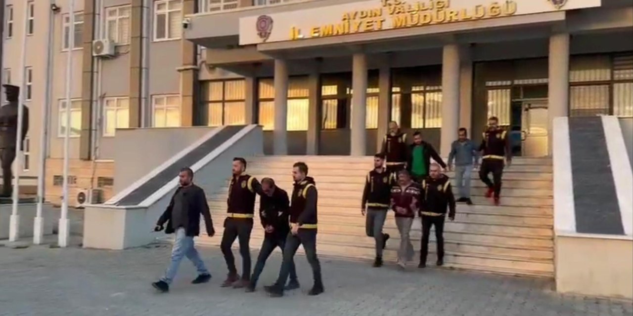 4 Yıldır Kayıptı; Arkadaşı Öldürüp Emekli Maaşını Da Çekmiş (2)- Yeniden