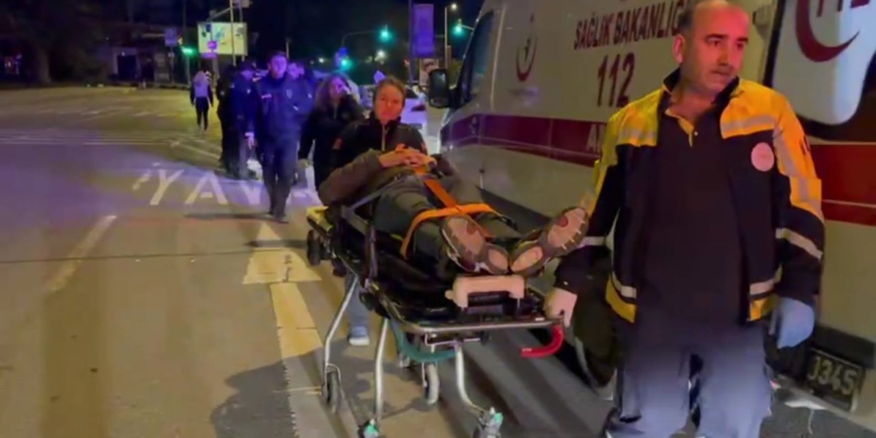 Kadıköy'de Motosiklet Kazası: Metrelerce Sürüklendi