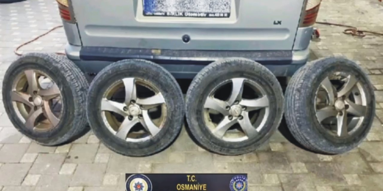 Hırsızlık Şüphelileri, Çaldıkları Jantlarla Yakalandı