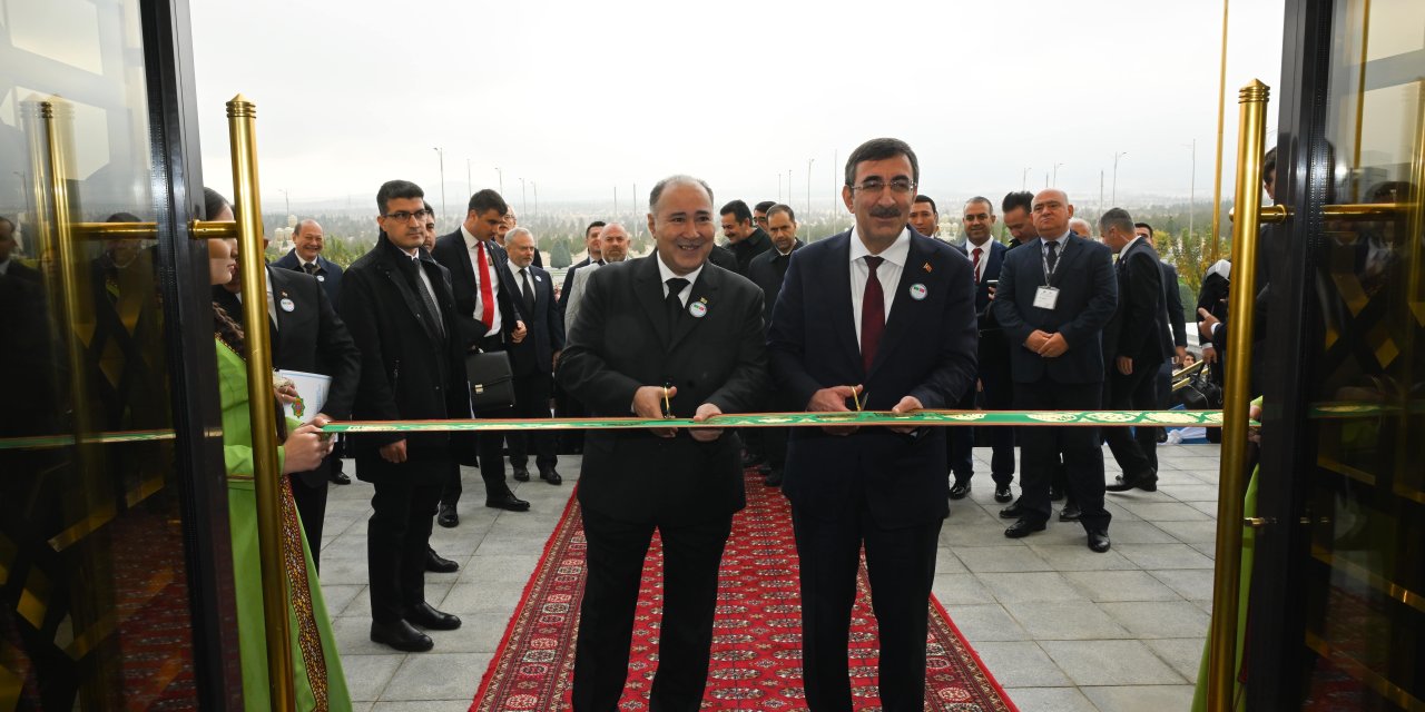 Yılmaz, 10’uncu Türk İhraç Ürünleri Fuarı Açılışına Katıldı