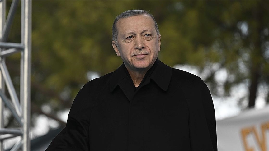 Cumhurbaşkanı Erdoğan: Kızılelma seri üretime başladıktan sonra F-16'nın taşıdığı bombayı taşıyacak