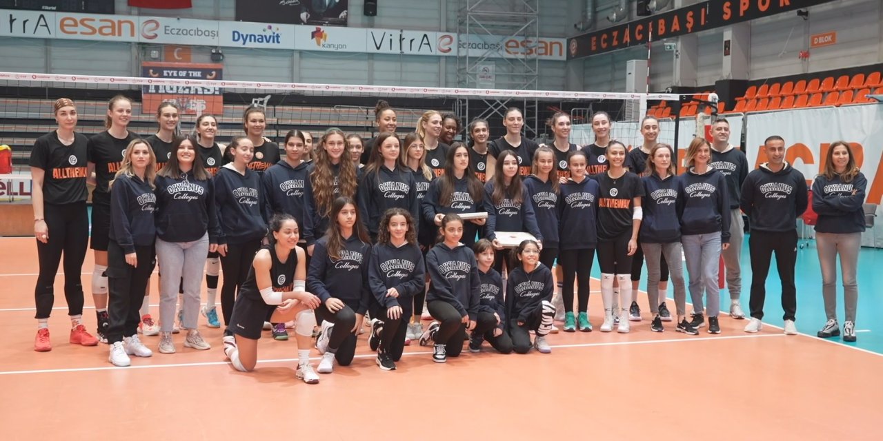 Anadolu Efes Spor Kulübü Ve Eczacıbaşı Dynavit Sporcuları Öğrencilerle ‘Sen De Yapabilirsin’ Etkinliğinde Buluştu