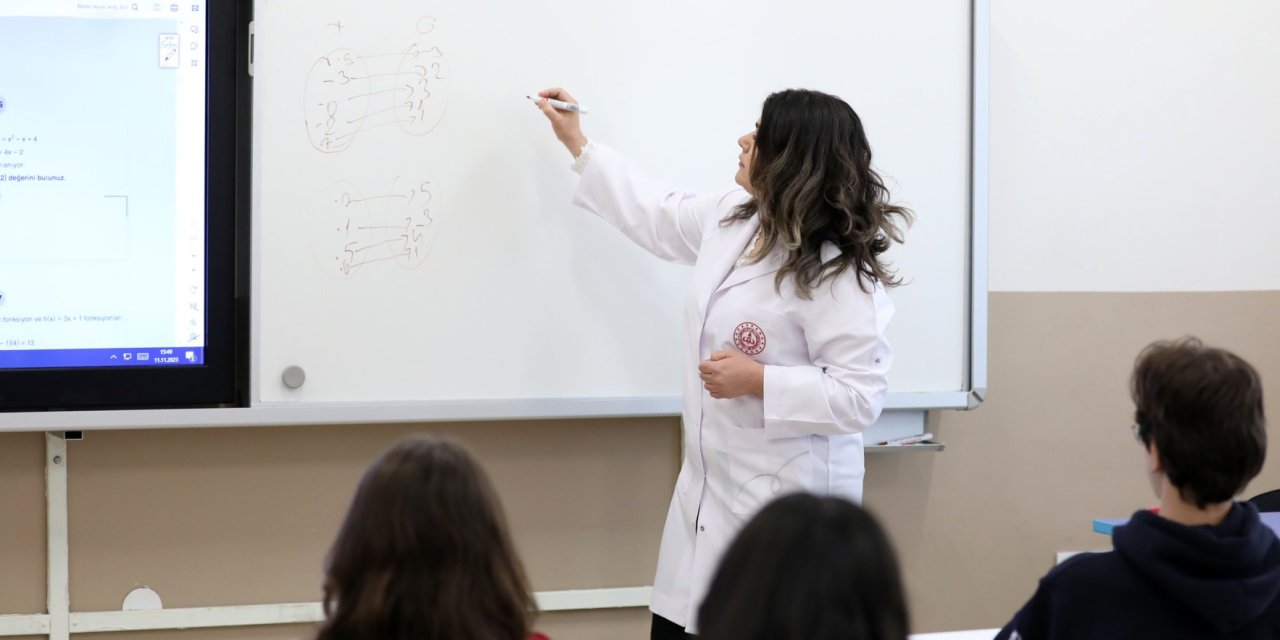 Meb'den Öğretmenler İçin 'Alan Değişikliği' Açıklaması