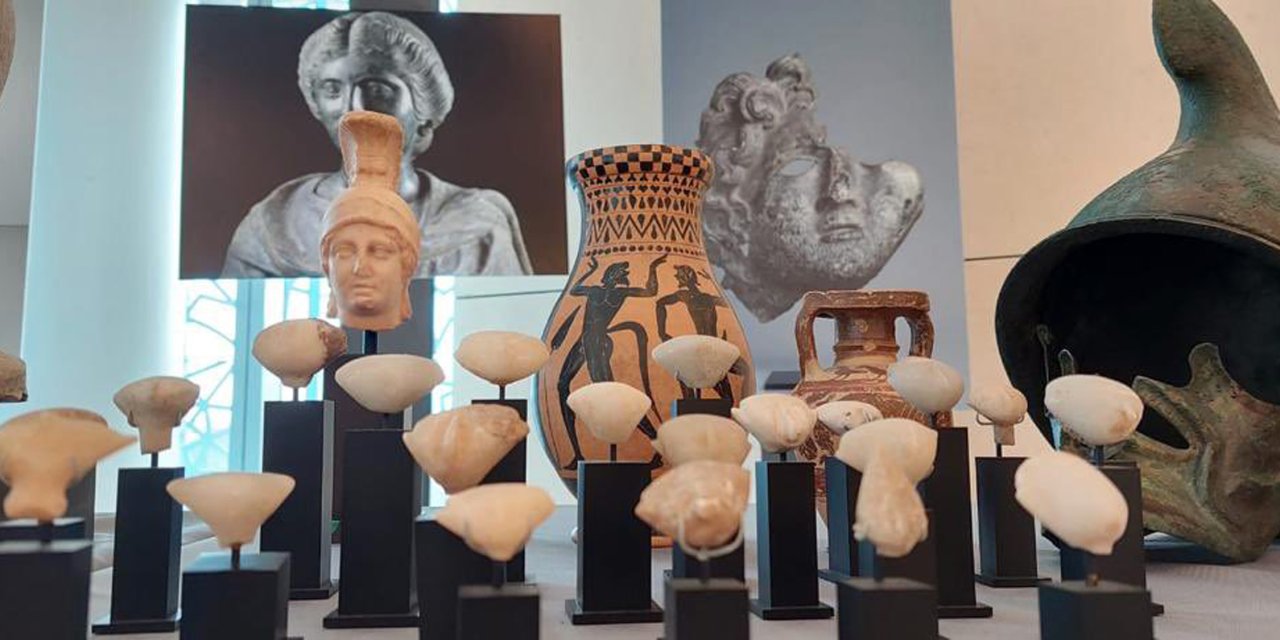 Abd'ye Kaçırılan 41 Eser, Antalya Müzesi'ne Geliyor
