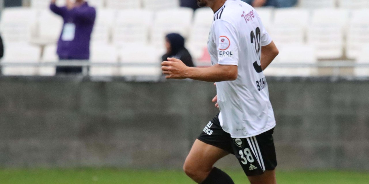 Altay'a Ustaları Yetmedi