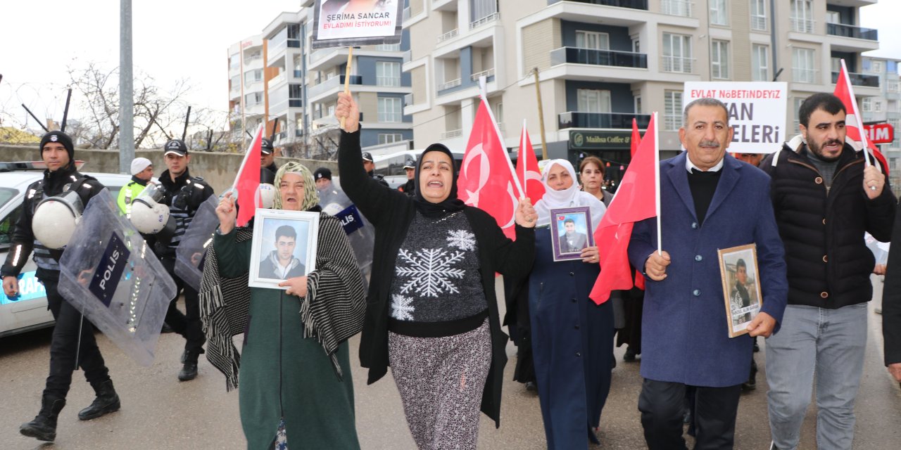 Van'daki Evlat Eylemine Bir Aile Daha Katıldı