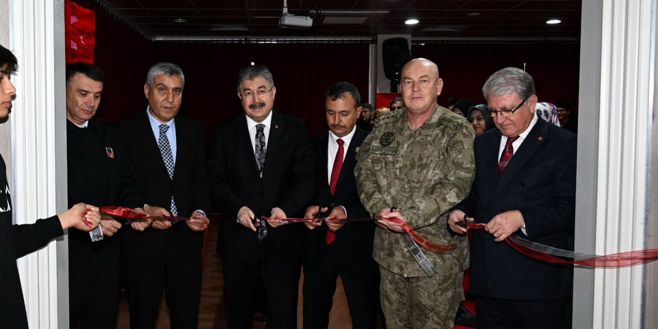 Depremde Ölen Öğrencinin İsmi, Okulunda Yaşatılacak