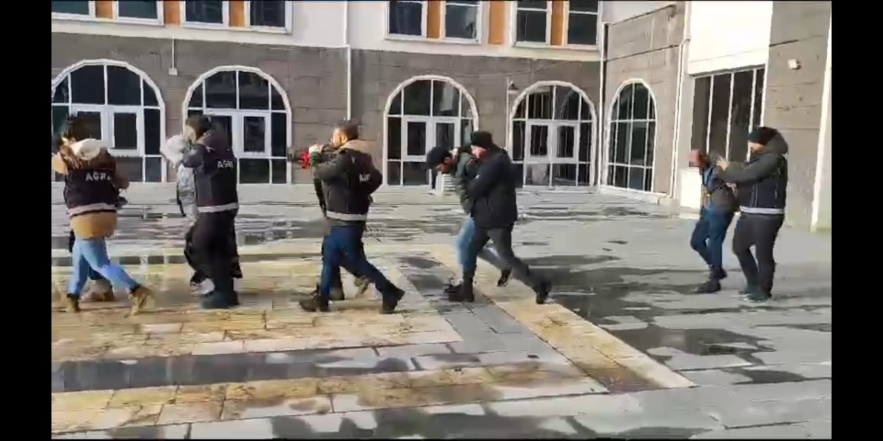 Ağrı'da Uyuşturucu Satıcılarına Dron Destekli Operasyon; 27 Gözaltı (2)