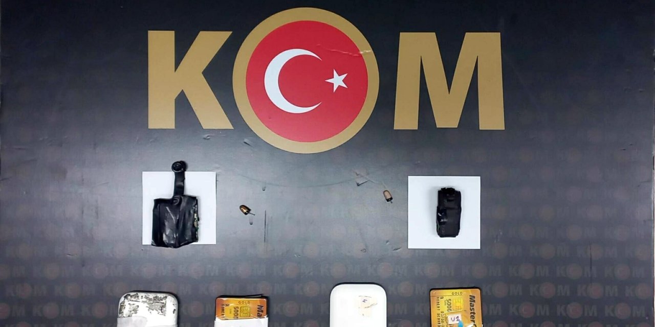 İzmir'de Ehliyet Sınavına Giren 3 'Joker', Gözaltına Alındı