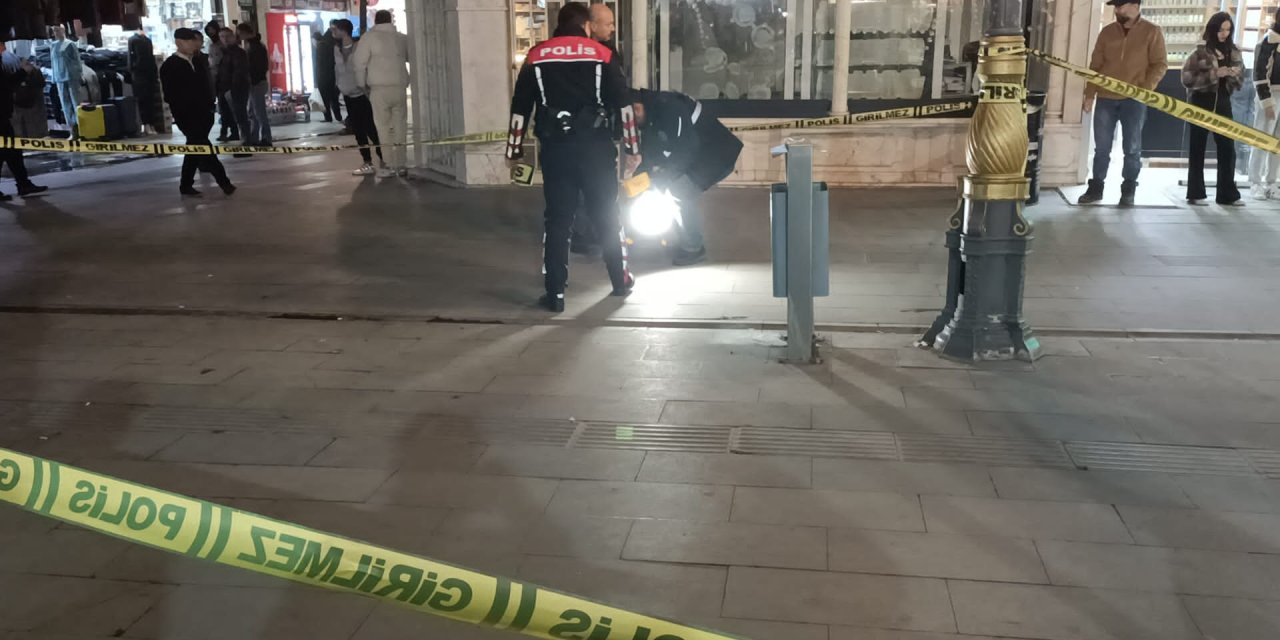 Çorum'da Sokakta Karşılaştığı Husumetlisini Tabanca İle Vurdu: 2 Yaralı