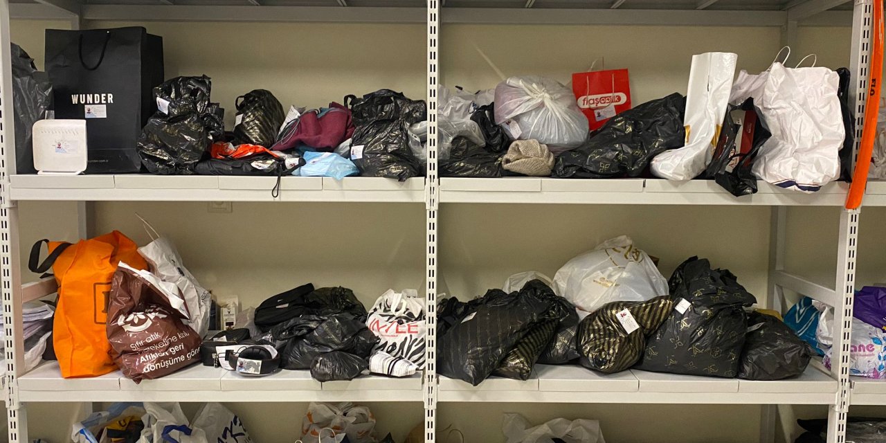 Metroda Unutulanlar Şaşırttı;  Solunum Cihazı, Tekerlekli Sandalye, Dj Seti..