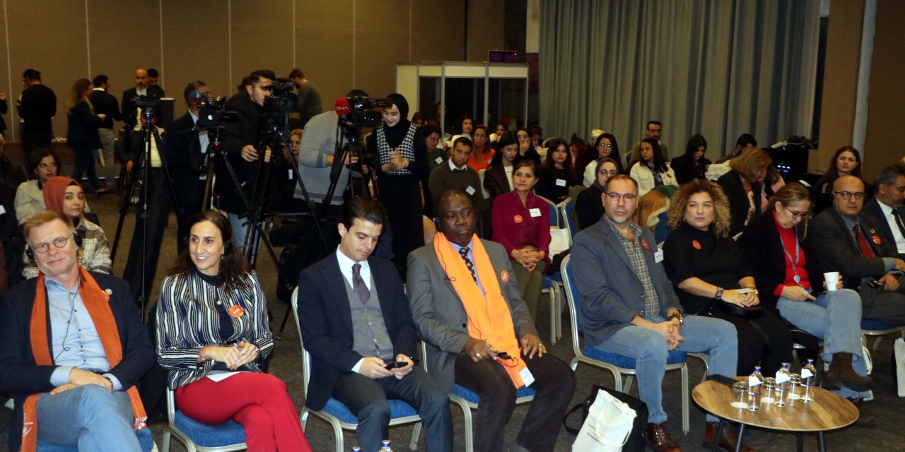 Bm’den Gaziantep’te 'Deprem Bölgesinde Engelli Kadınların Anlatılmamış Hikayeleri' Paneli