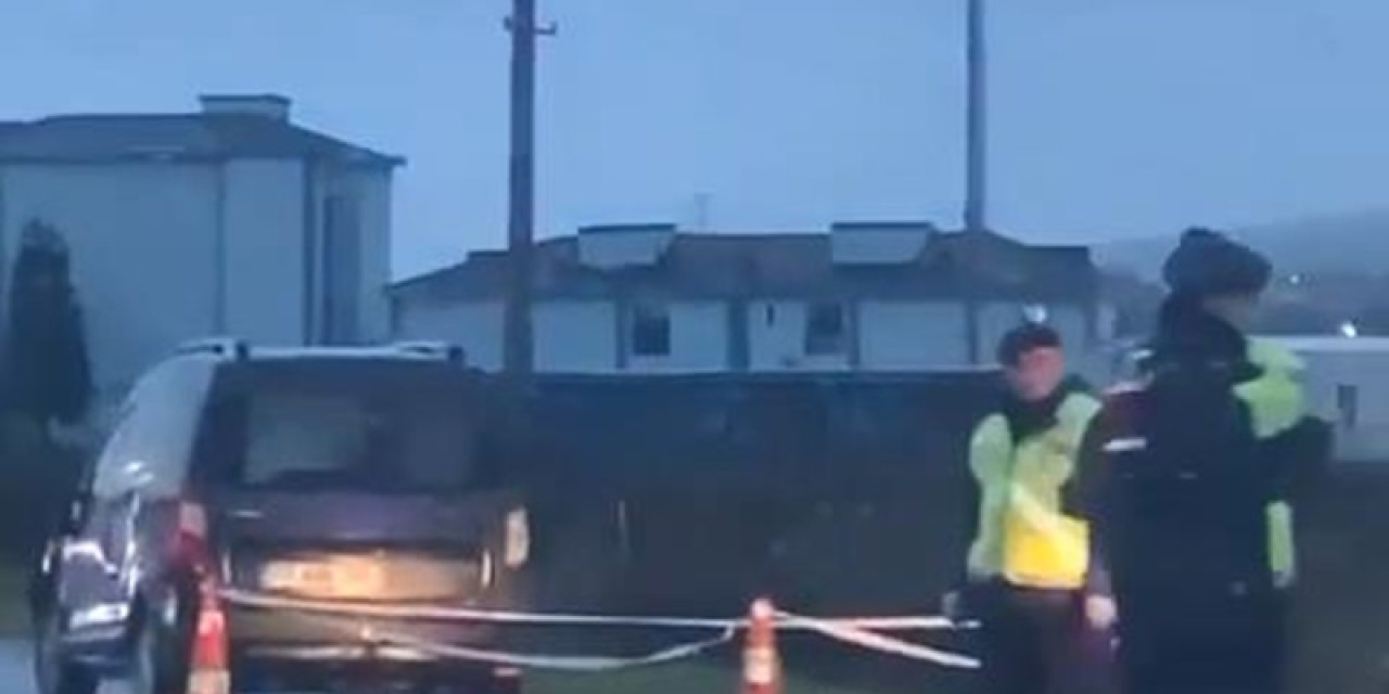 Yolun Karşısına Geçmek İsterken Hafif Ticari Aracın Çarpmasıyla Öldü