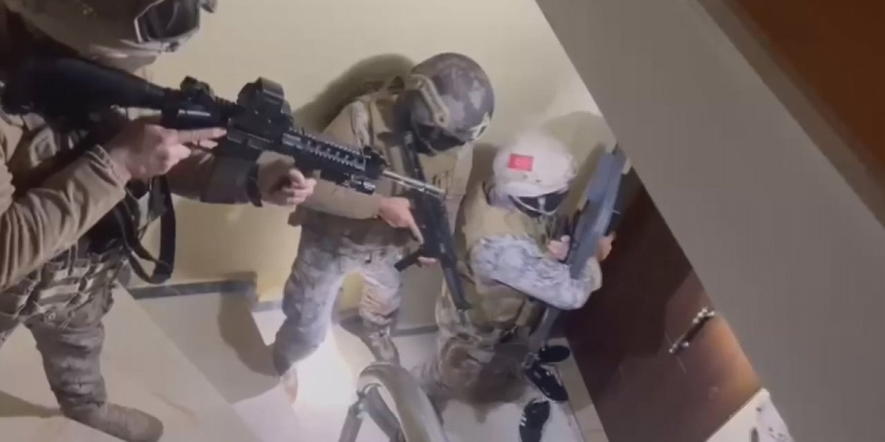 Sultangazi'de Uyuşturucu Operasyonu: 12 Şüpheli Tutuklandı