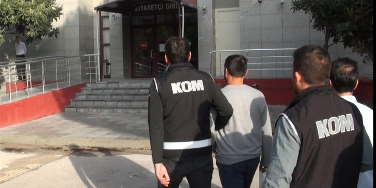 Balıkesir'de Fetö'den Aranan 2 Kişi Yakalanıp, Tutuklandı