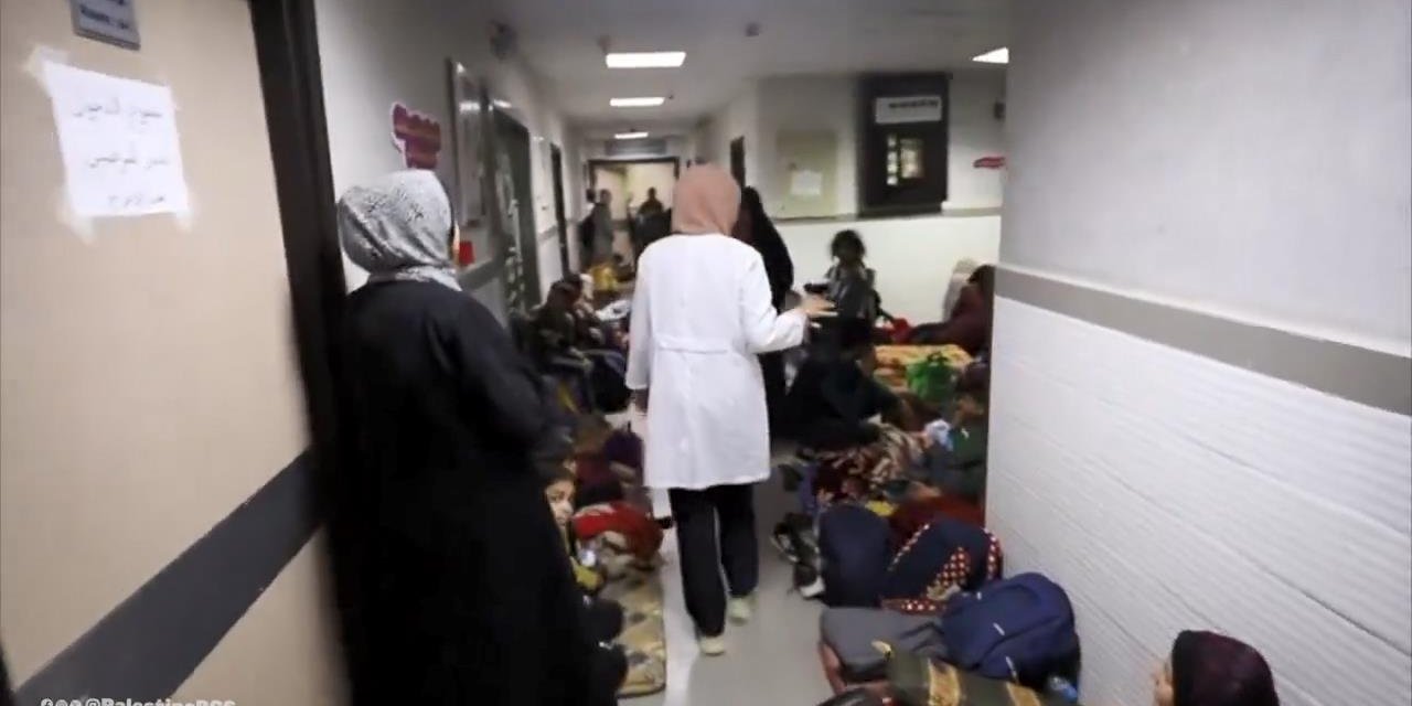 Filistin Kızılayı, Al-amal Hastanesine Sığınanların Görüntüsünü Paylaştı