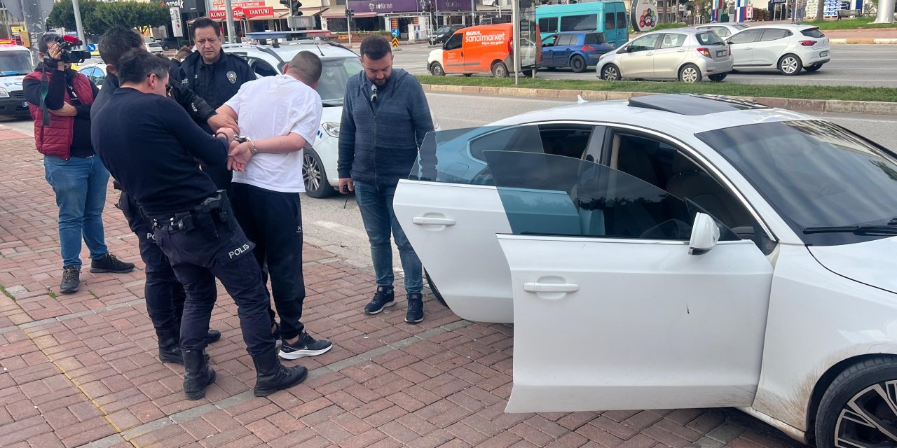 'Dur' İhtarına Uymayan Sürücü, 30 Kilometrelik Takiple Yakalandı