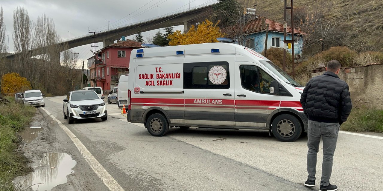 Takside Eski Eşinin Boğazını Kestiği Kadın Öldü