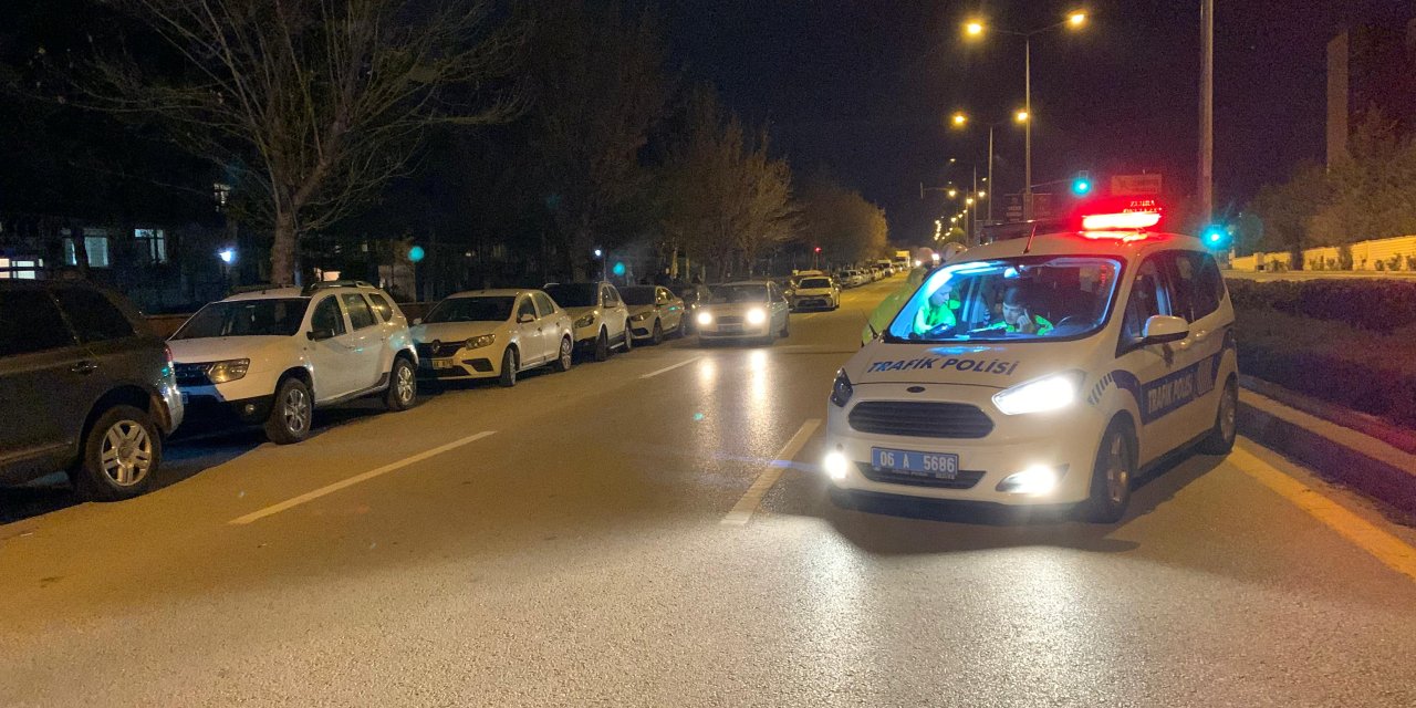 Ankara’da Motosikletin Çarptığı Çocuğun Hayatını Kaybettiği Kaza Kamerada; 1 Yaralıı Kaybetti