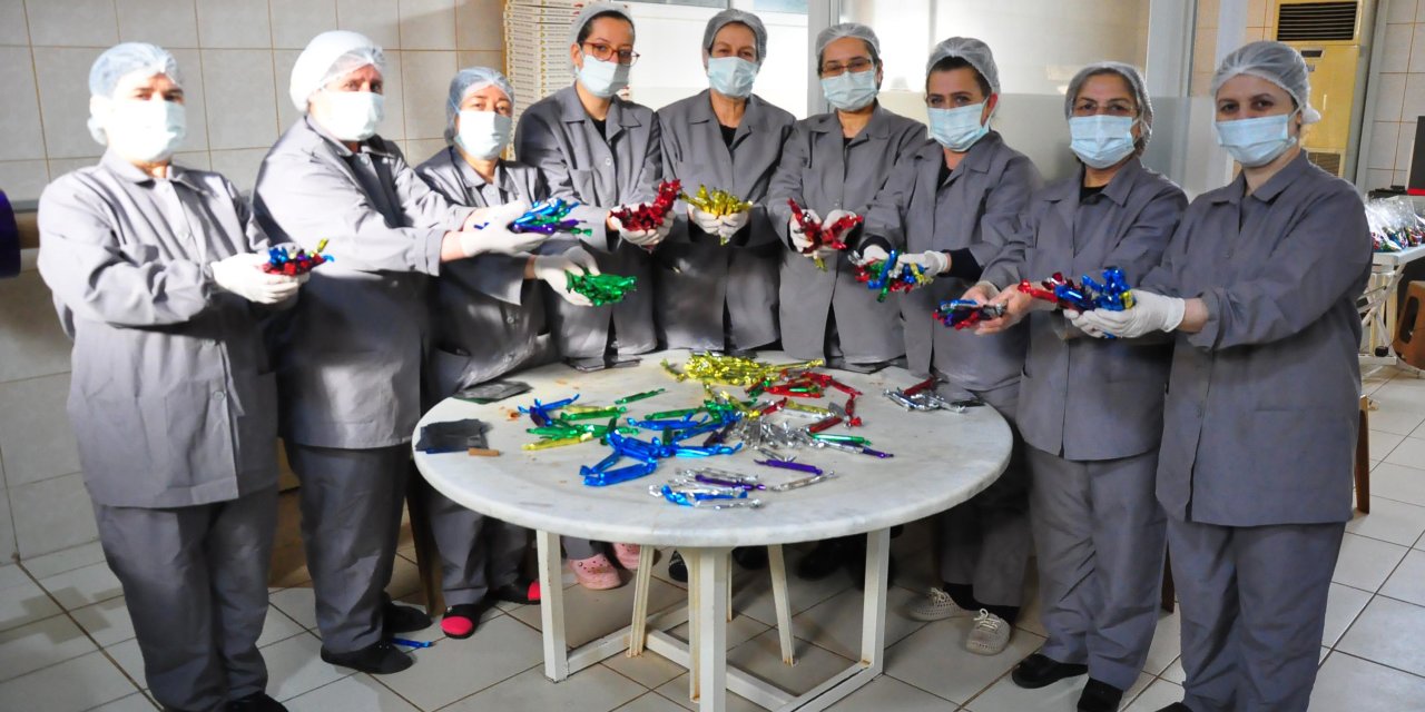 Manisa'da 4 Yıl Sonra Festival Heyecanı; 7 Ton Mesir Macunu Karılmaya Başlandı