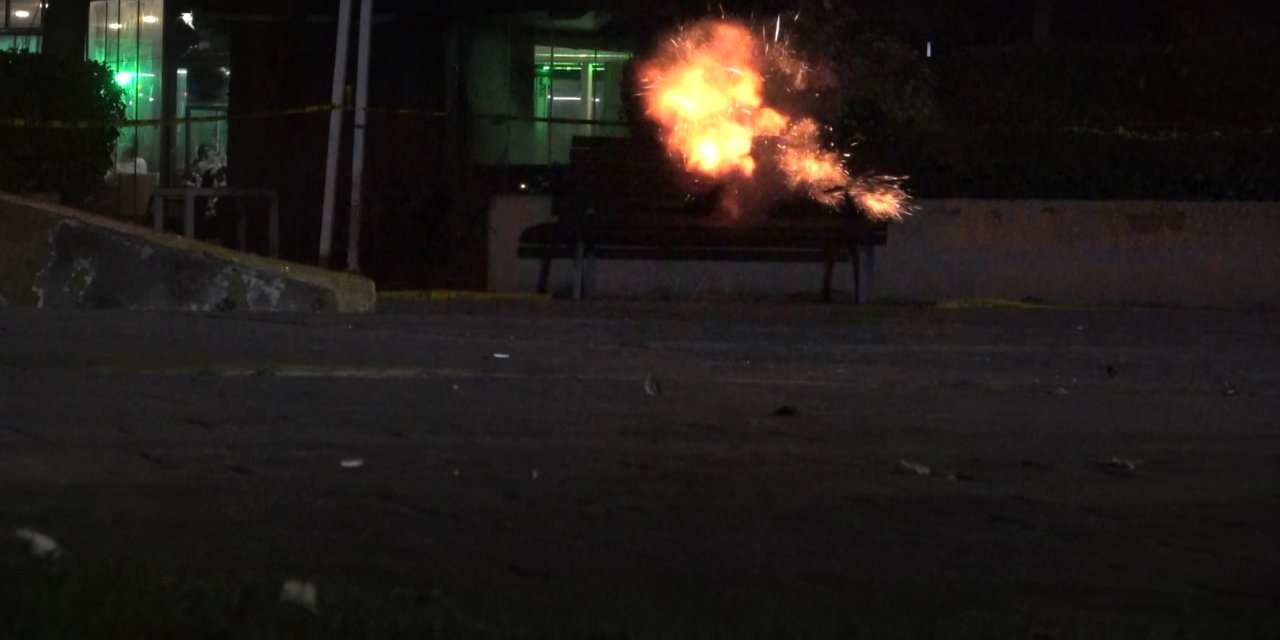 Banka Bırakılan Sırt Çantası Fünye İle Patlatıldı