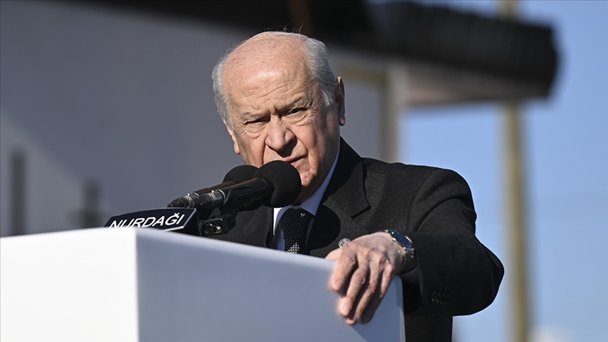 MHP Genel Başkanı Bahçeli: Hizmeti karalayarak bir yerlere varmak isteyenlere fırsat verdirmemek lazım