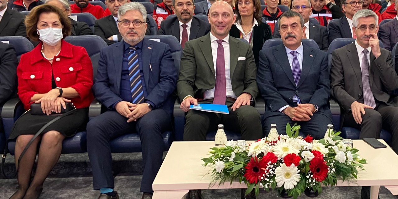 Bakan Tekin: Afetlere İnsan Etkisini Azaltmak İçin Eğitim Sürecini Hazırlayacağız