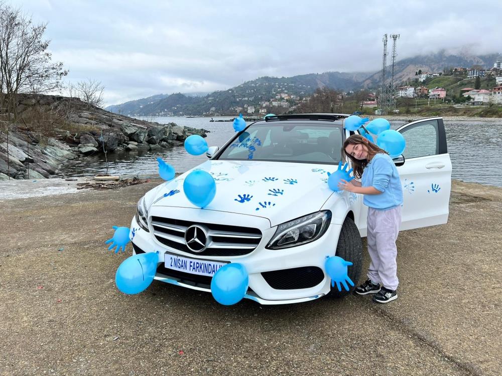 Baba Kız Otizme Böyle Dikkat Çekti