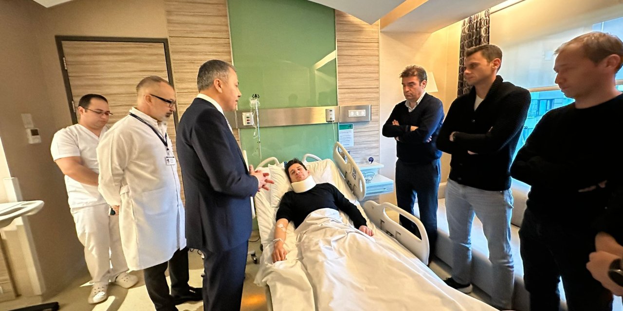 Cumhurbaşkanı Erdoğan, Hakem Halil Umut Meler İle Görüştü