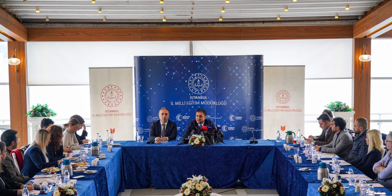 Yentür: Öğretmenler Üniversitelerde Derse Girecek