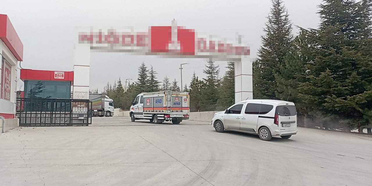 Fabrikada Kimyasal Maddeden Zehirlenen 5 İşçiden 2'si Öldü- Yeniden