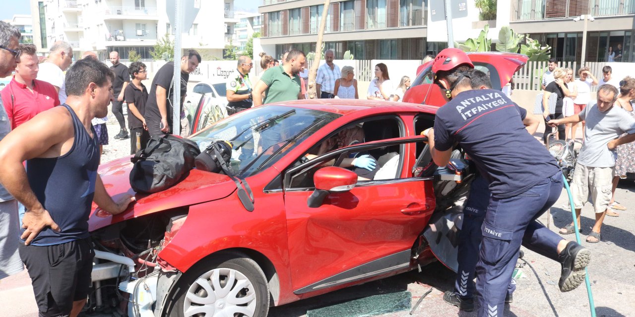 Antalyasporlu Naldo'nun Oğlu Ve Kayınpederinin Ölümüne Neden Olan Sürücünün 32 Yıl Hapsi İstendi