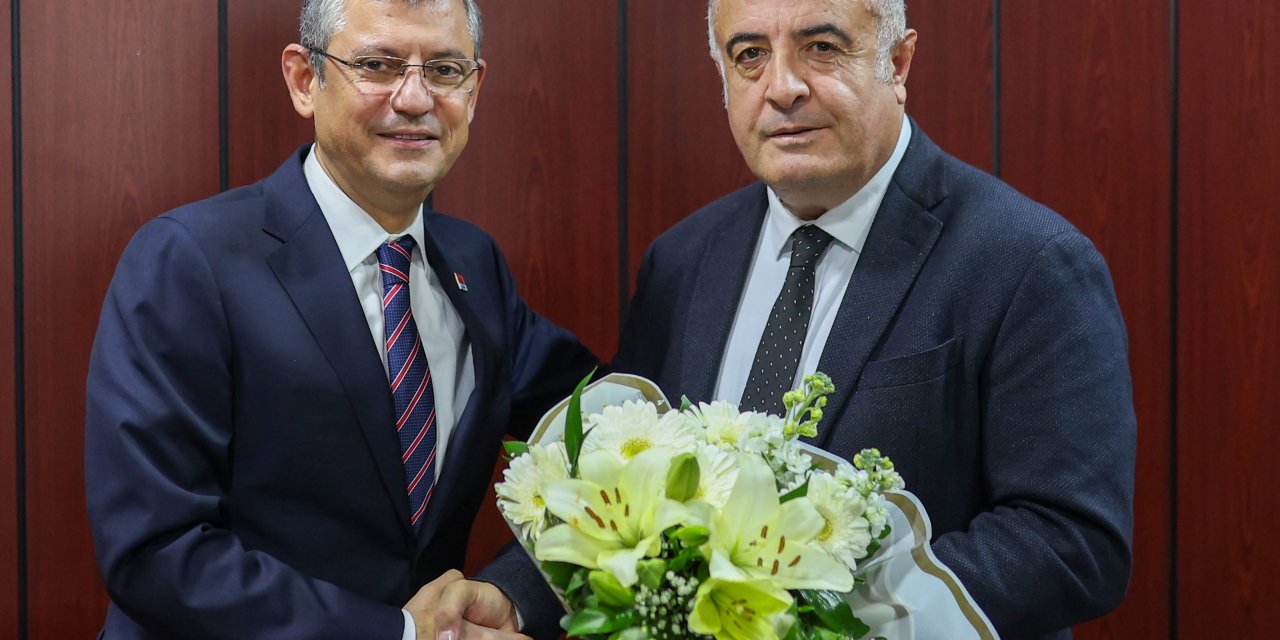 Özgür Özel, Hacı Bektaş Veli Anadolu Kültür Vakfı'nı Ziyaret Etti