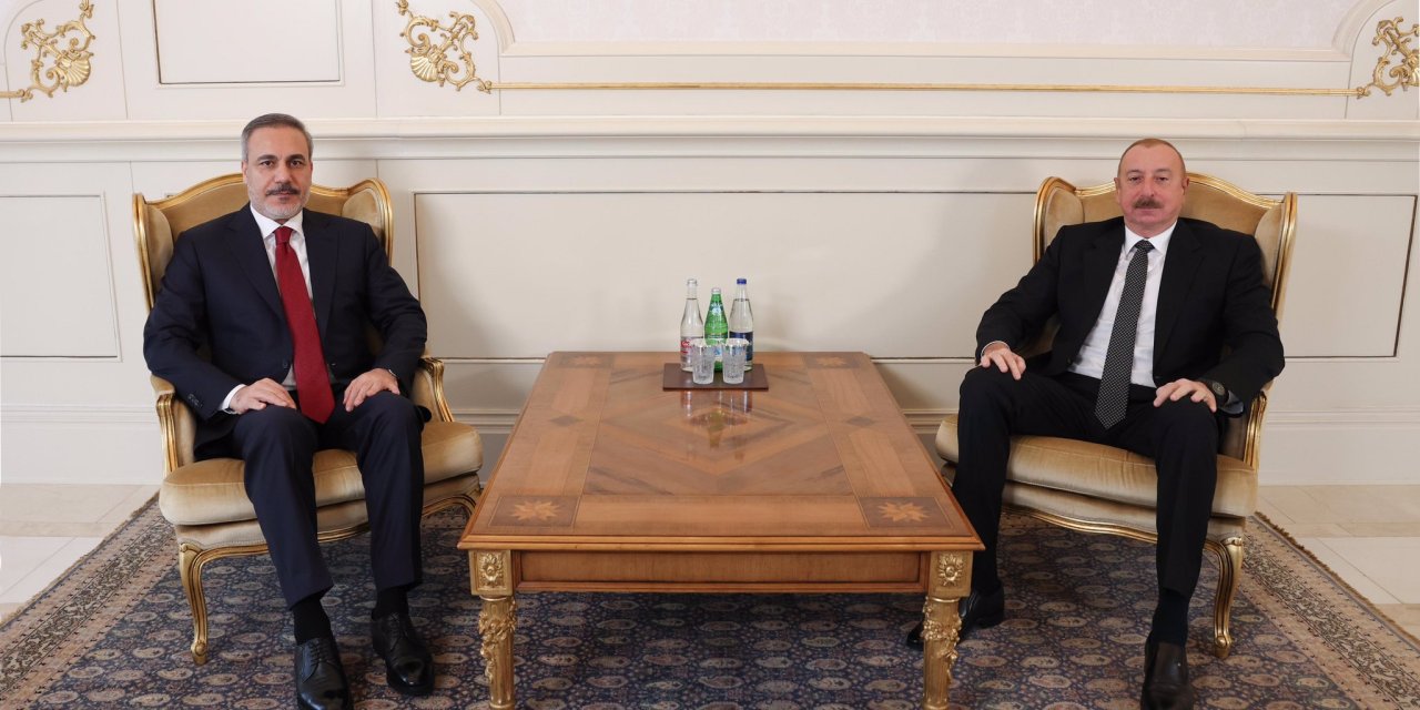 Bakan Fidan, Azerbaycan Cumhurbaşkanı Aliyev İle Bir Araya Geldi
