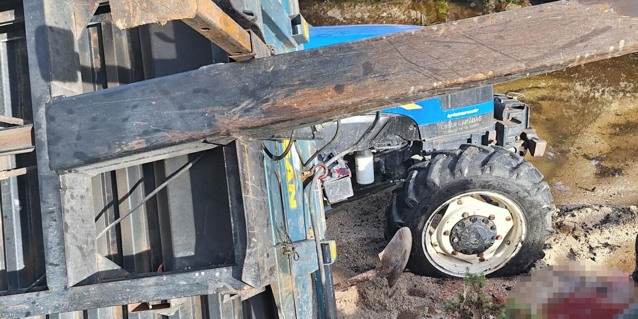 Römork Ve Traktör Arasında Sıkışıp, Öldü