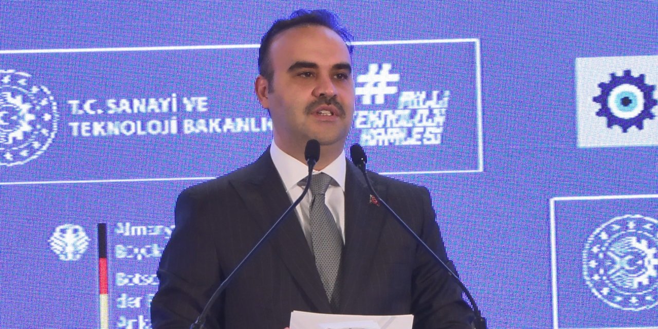 Bakan Kacır: Yenilenebilir Enerjimizi 3 Katına Çıkararak Enerji Arzımızı Güvence Altına Almayı Hedefliyoruz