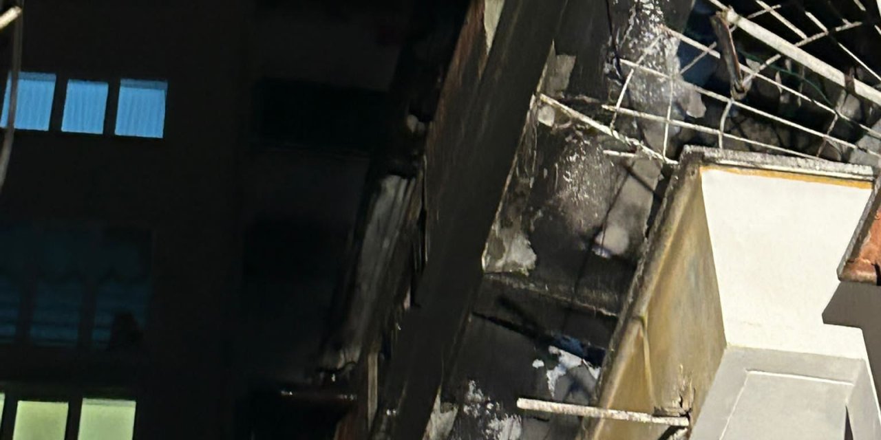 Kendisini Şikayet Eden Babaannesi İle Babasının Evlerini Yaktı