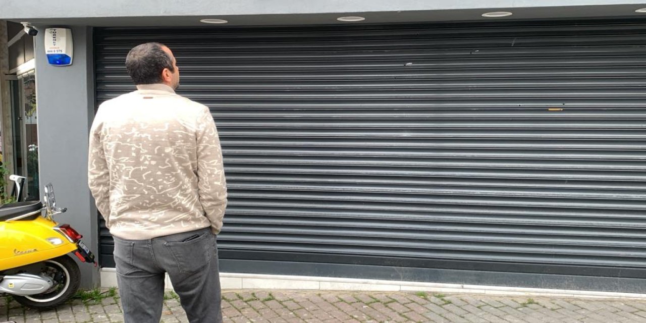 Sarıyer'de Kuyumcuya Saldırı Anı Güvenlik Kamerasında