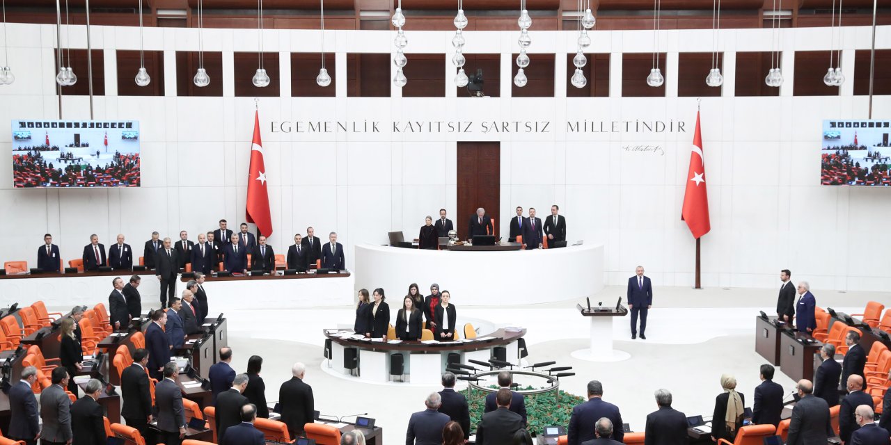 Sanayi Ve Teknoloji İle Ticaret Bakanlıklarının Bütçeleri Tbmm'de