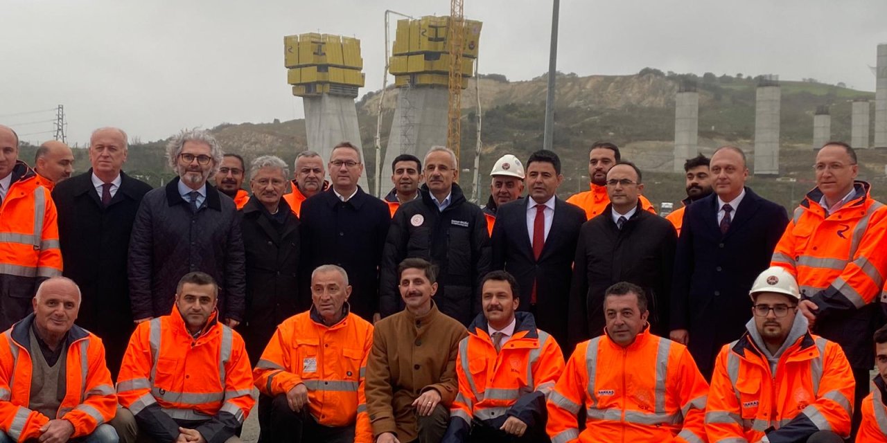 Ulaştırma Bakanı Uraloğlu Başakşehir-nakkaş Kuzey Marmara Kesimi Şantiyesinde İncelemelerde Bulundu