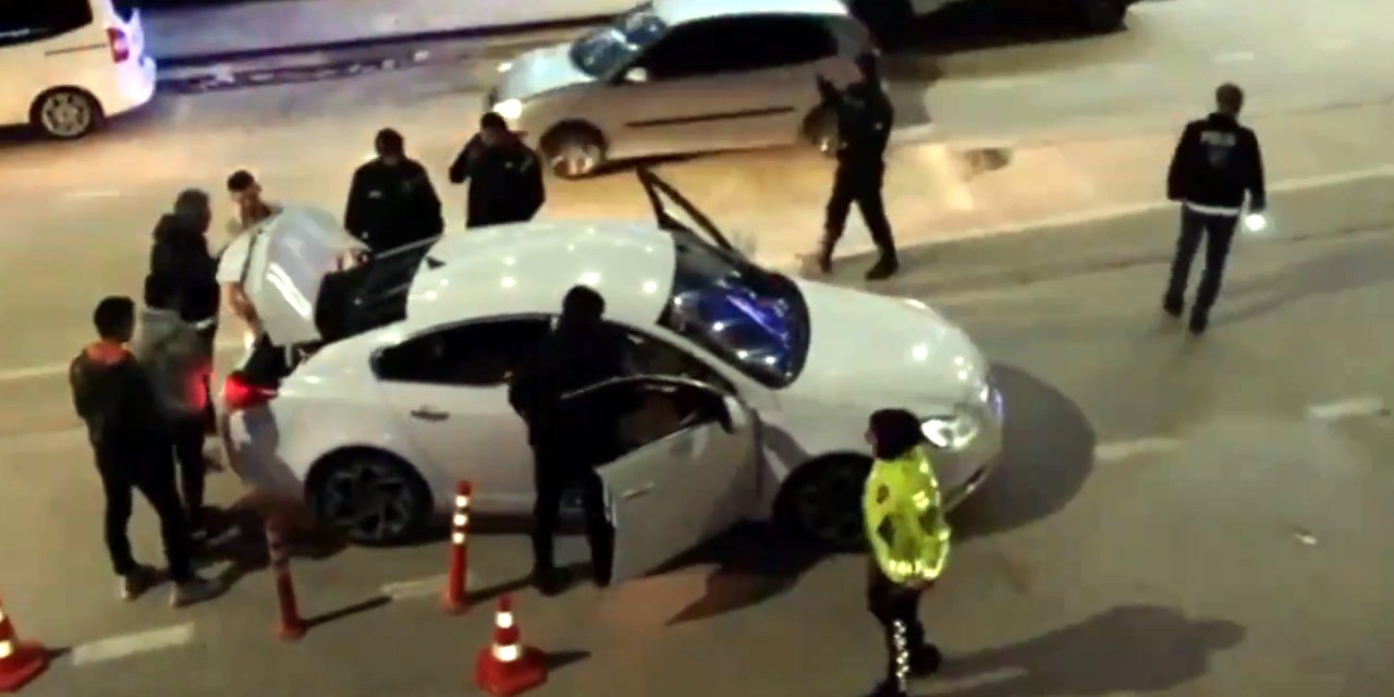 'Çember-9' Operasyonlarında 2 Bin 842 Firari Suçlu Yakalandı