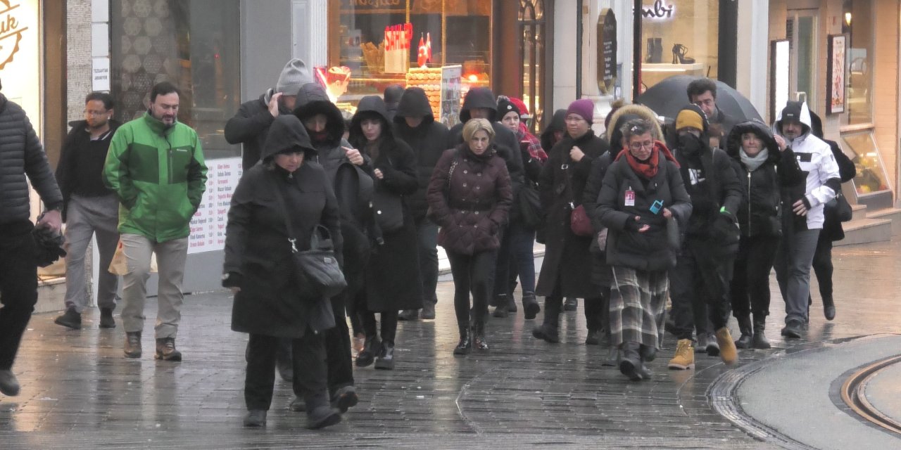 İstanbul'da Yağmur Etkili Oluyor