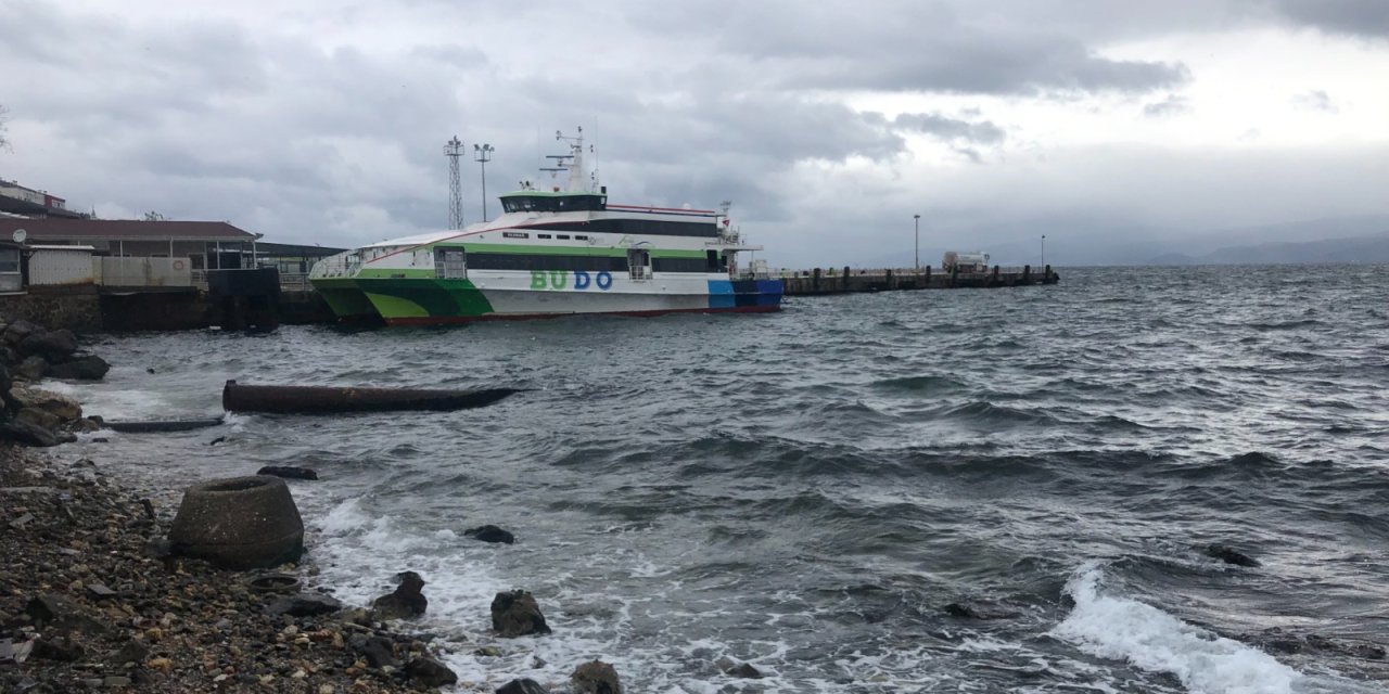 Marmara Denizi'nde Ulaşıma Olumsuz Hava Koşulu Engeli