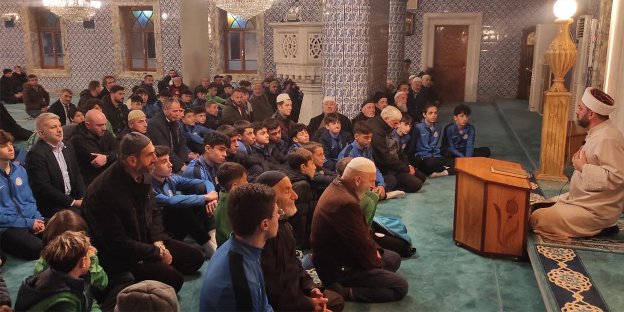 Rize'de Yiğit Demirel için Mevlid Programı Düzenlendi