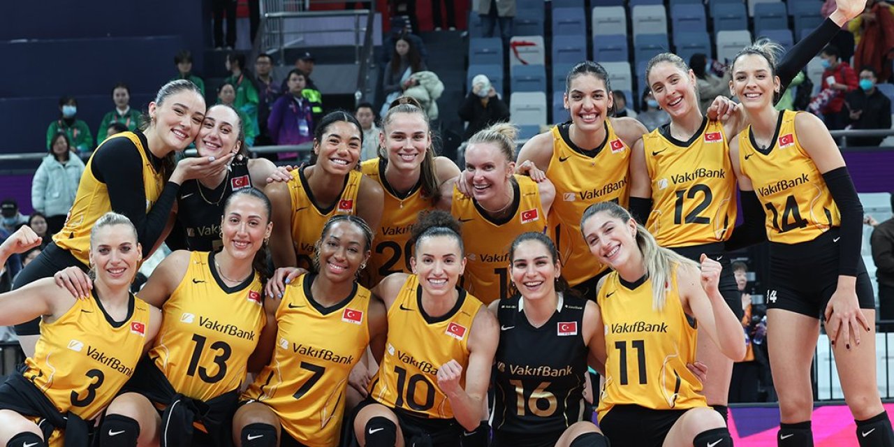 Voleybolda Türk Derbisi: Eczacıbaşı Dynavit - Vakıfbank