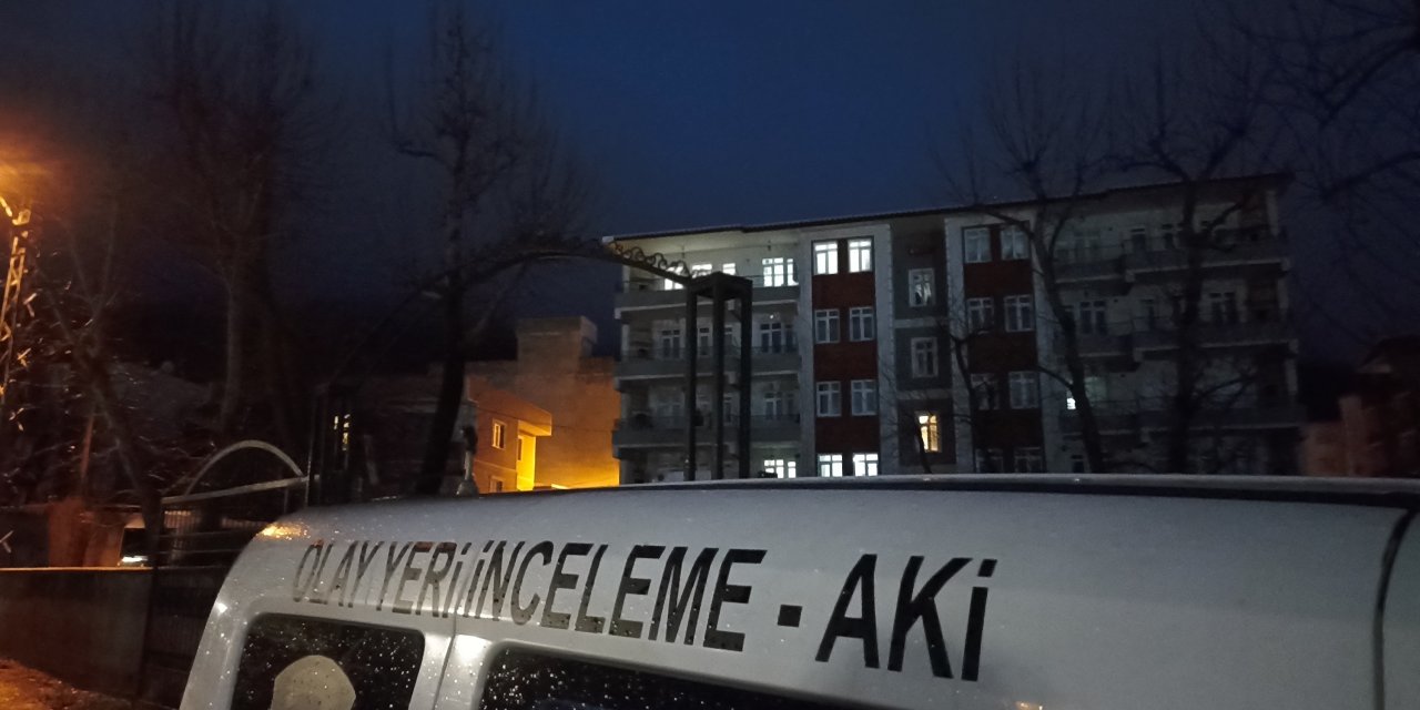 Uzaklaştırma Kararı 11 Gün Önce Bitti, Eşini Bıçaklayarak Öldürdü